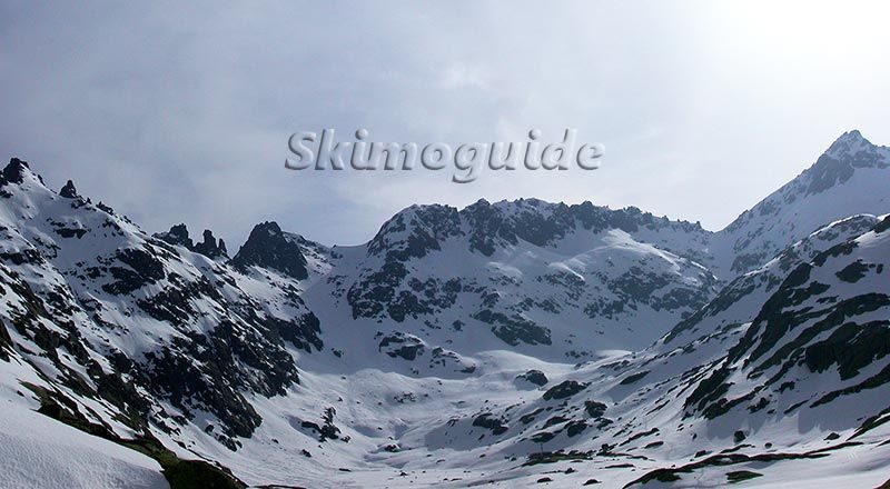 Ruta de esquí de montaña a la Portilla de los Machos