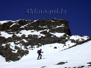 Sierra Nevada Sur, esquí de travesía y montaña a Los Machos