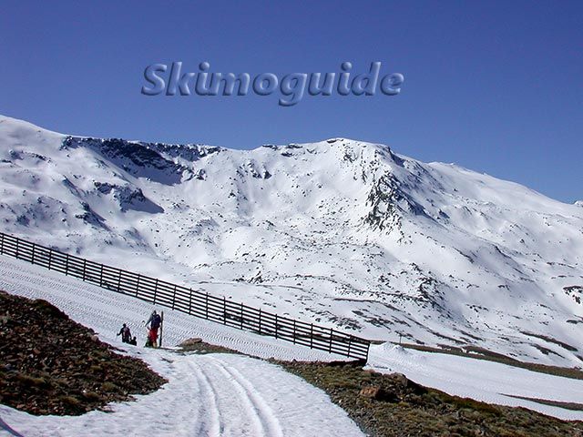 Sierra Nevada Norte, ruta de esquí de montaña al Cartujo